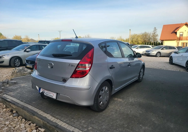 Hyundai I30 cena 17900 przebieg: 149008, rok produkcji 2010 z Dobczyce małe 466